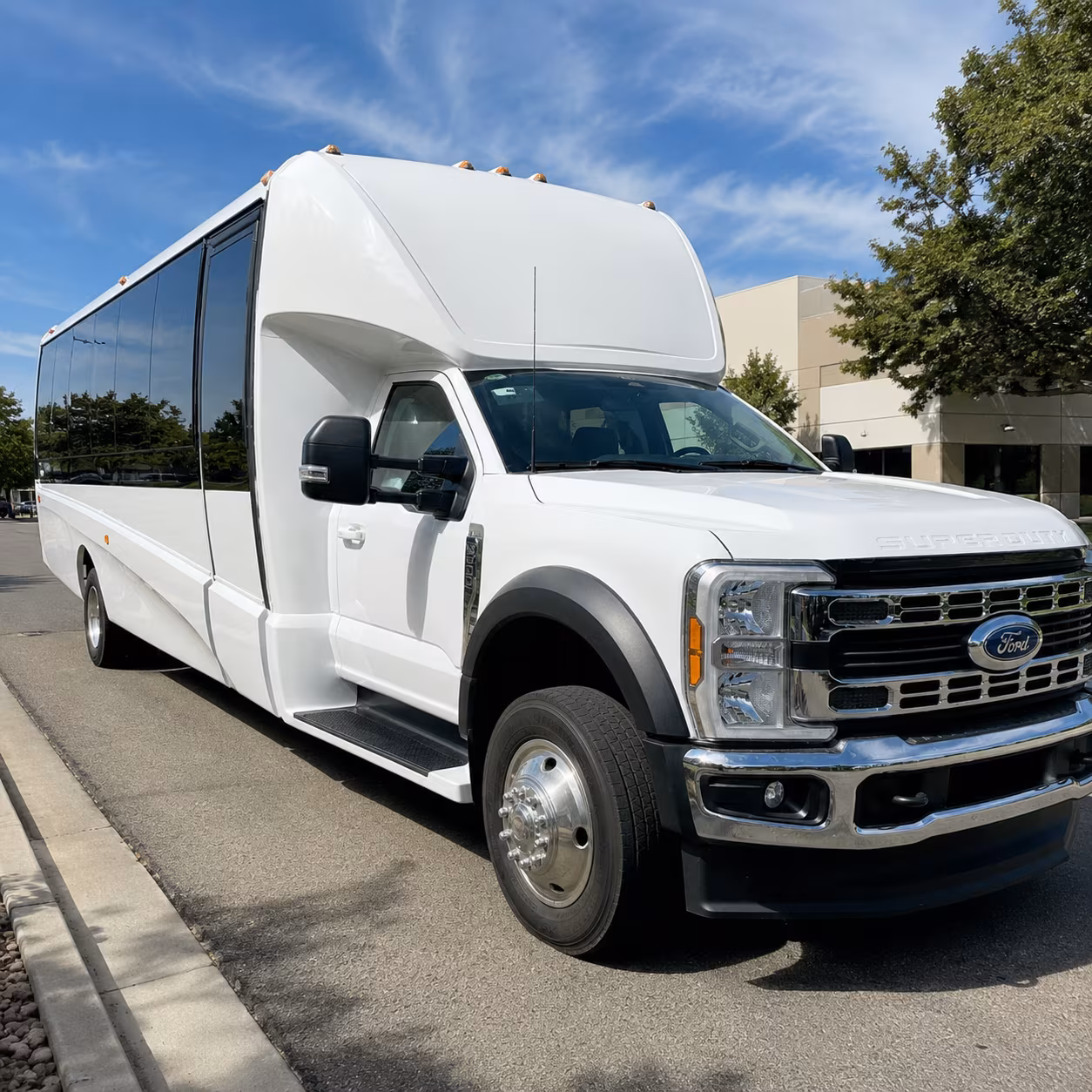 find the perfect transportation for your next airport transfer 5