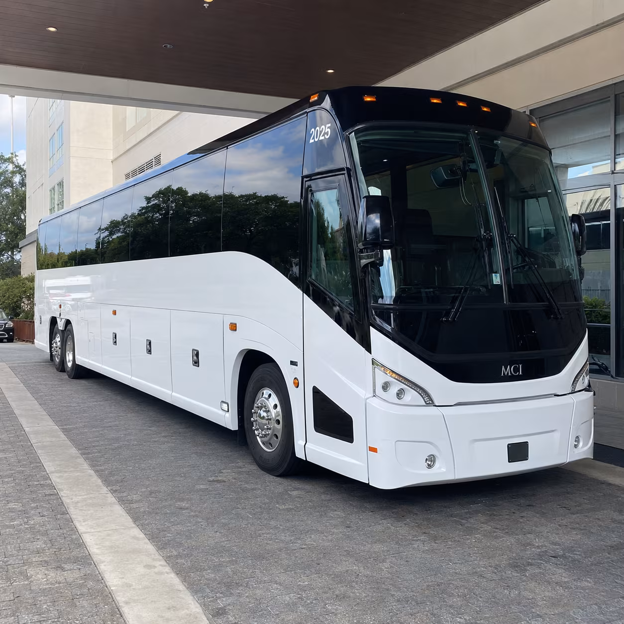 vallejo 54 passenger charter bus